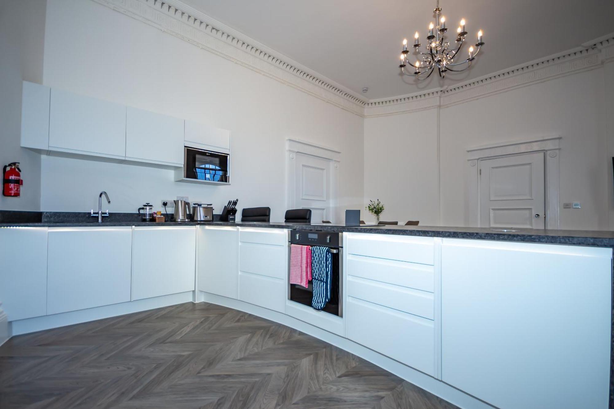 Luxury 1 Bedroom Ground Floor Apartment プリマス エクステリア 写真