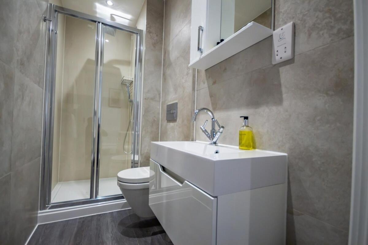 Luxury 1 Bedroom Ground Floor Apartment プリマス エクステリア 写真