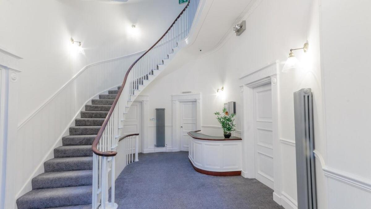 Luxury 1 Bedroom Ground Floor Apartment プリマス エクステリア 写真