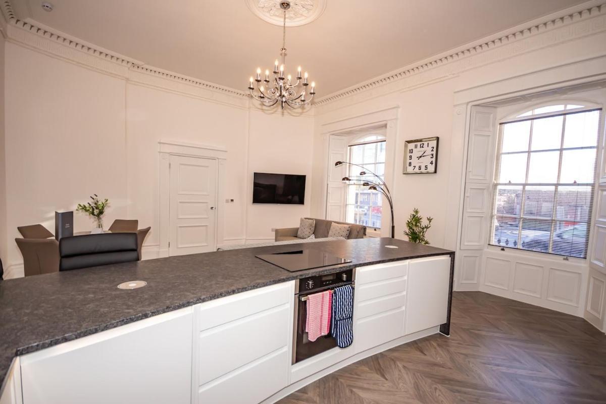 Luxury 1 Bedroom Ground Floor Apartment プリマス エクステリア 写真